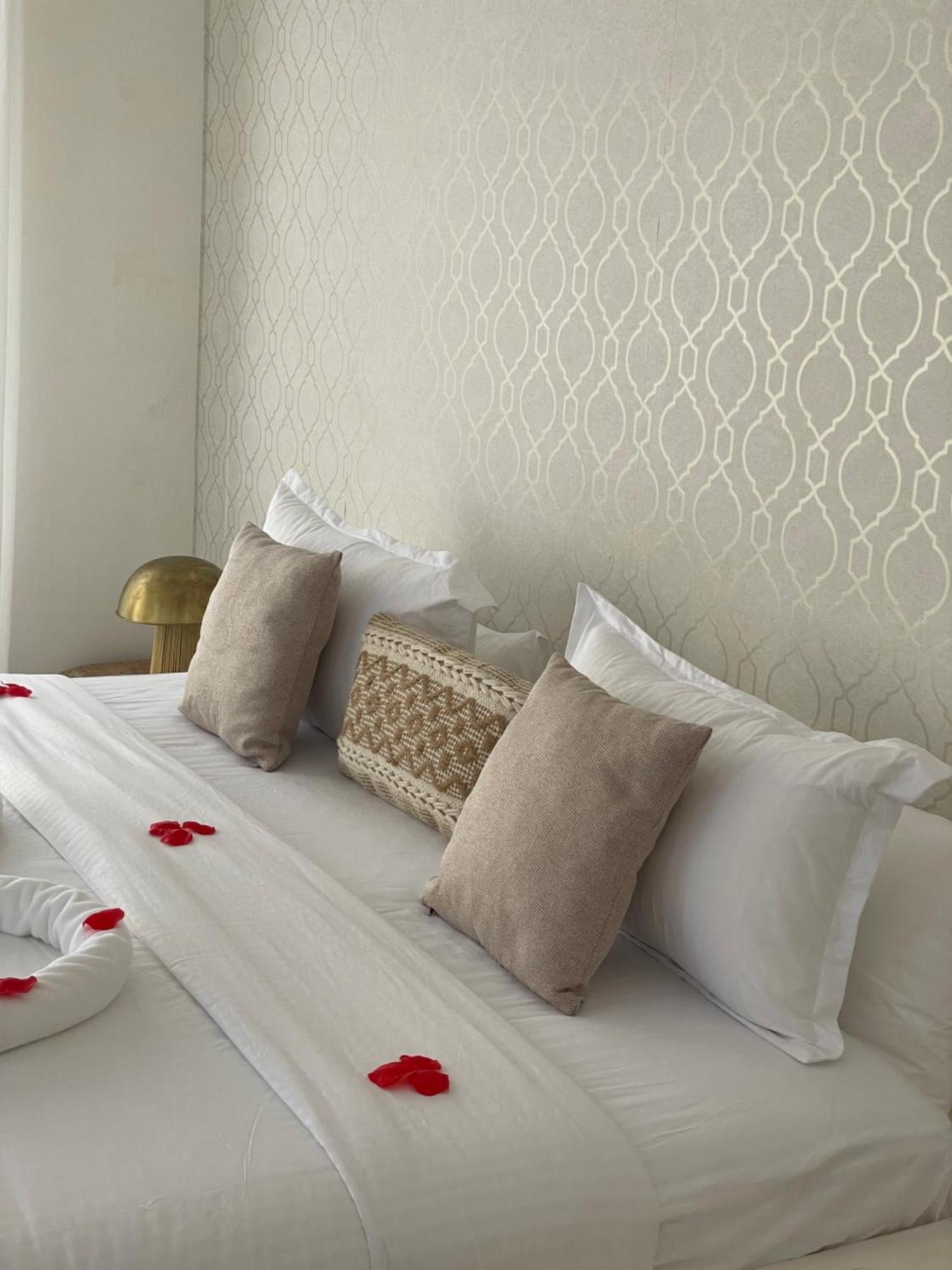 Maison Boheme Bed & Breakfast Нунгви Екстериор снимка