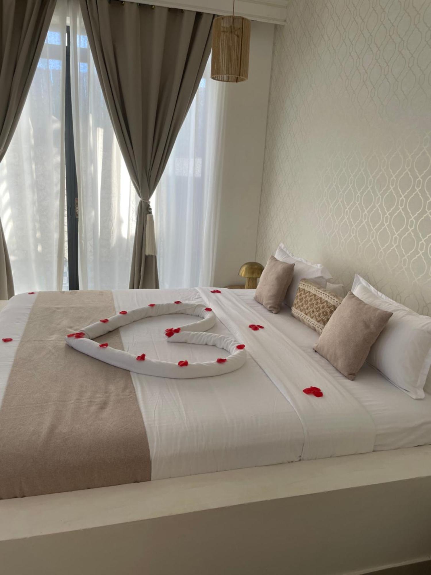Maison Boheme Bed & Breakfast Нунгви Екстериор снимка